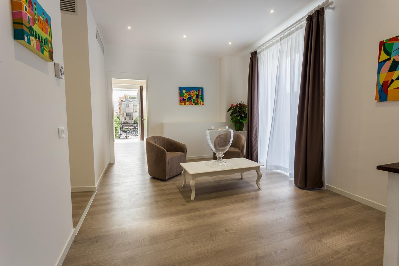 Porta Maqueda Bed & Breakfast